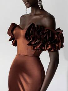 Elitara Elegant And Luxurious Off Shoulder 3D Floral Ruffles Mermaid Fitted Dress With Train, Wedding Guest Dress, Suitable For Wedding, Party, Vacation, Prom, Formal Occasion, Evening Dress,Gown