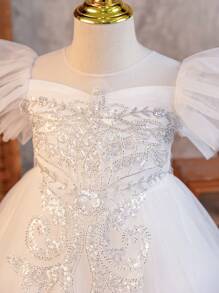 SHEIN Glamorique Kids 4 季女孩可爱度假和婚礼派对礼服，优质白色网眼花童宴会礼服，刺绣蓬松公主礼服 - 白色 - 查看 9