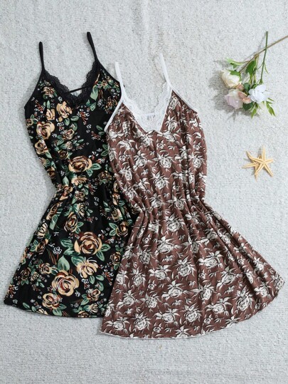 RueChic Set da casa/Vestito da camera da donna di alta qualità, 2 pezzi, con motivo floreale su tutto il tessuto e dettagli in pizzo, a contrasto di colore