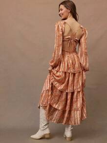 WESTFADE 春季佩斯利印花卢勒克斯雪纺 V 领分层荷叶边蝴蝶结后背镂空长袖长裙 - 彩色 - 查看 1