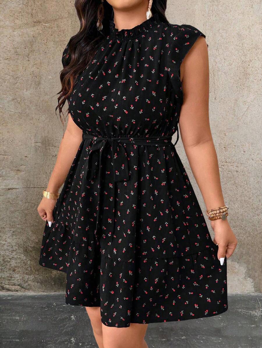 EMERY ROSE Plus Size Ditsy Floral Ruffle Hem A-Line Casual Vacation Dress - Black - View 1