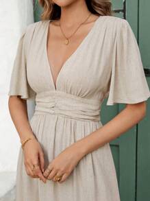 SHEIN Clasi 女士优雅褶皱收腰喇叭下摆开衩舒适亚麻中长连衣裙，度假连衣裙