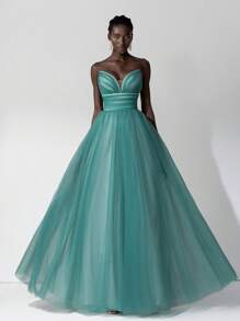 SHEIN Belle Elegante vestido de noche de tul verde bosque con escote con profunda abertura en V, detalles de lujo con cuentas y bajo asimétrico, con lazo ajustable en la espalda. Vestido de fiesta, invitada de boda, vestido formal, vestido de noche. - Verde - Ver 1