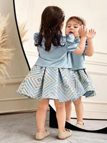 SHEIN 2 件套女婴套装：可爱领口贴花衬衫和提花裙 - 藍色 - 查看 3