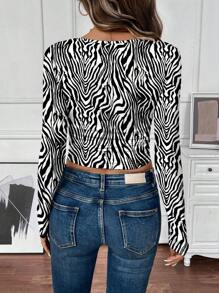 SHEIN LUNE Women's Black & White Zebra Stripe Ruched Long Sleeve T-Shirt, Suitable For Summer - Black and White - View 2