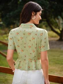 Vintamour Vintage Floral Print Ruffled Collar Fitted Blouse, Green Short Sleeve Casual Shirt, Spring/Summer Summer For Women Vacation Woman Going Out Tops Women Country Women Green Top Flower Top Easter St Patrick Going Out Tops Spring Break Cute Tops Button Up Shirt Women Country Women Floral St Patrick Day Shirt Button Up Shirt Women Teacher For Women Brunch For Women Tea Party - Green - View 2