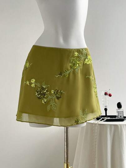 Elamini New Chinese Style Sexy & Innocent Green Embroidered Net Fabric Mini Skirt For Women