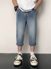 SHEIN 男童时尚休闲蓝色牛仔基本款简约混搭弹力修身牛仔裤，柔软舒适，适合日常穿着和四季穿着。