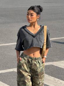 Muchica 黑色针织女式短款 T 恤，简约时尚，休闲日常穿着 - 深灰色 - 查看 4