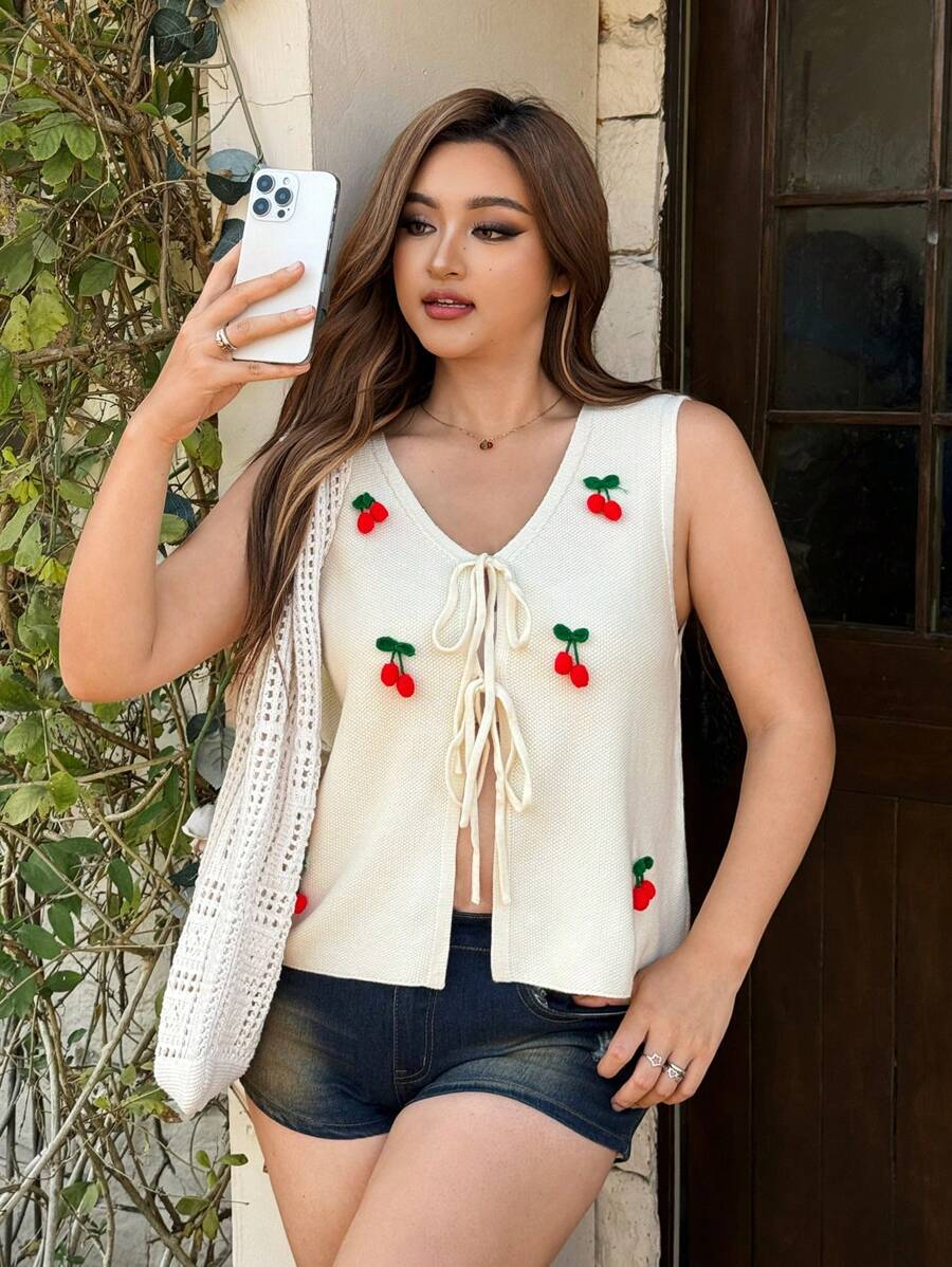 SHEIN EZwear 大码樱桃色 3D 装饰毛衣背心 - 米色 - 查看 1