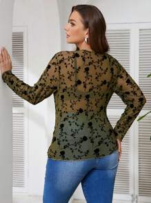 SHEIN Frenchy Große Größen Transparente Bluse mit Blumenmuster und Flockmuster für Damen