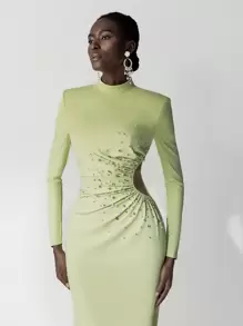 Elitara 极简主义绿色水钻和人造珍珠褶皱美人鱼长裙，婚礼宾客礼服，适合晚会、正式晚宴和庆典，派对礼服，礼服 - 綠色 - 查看 2