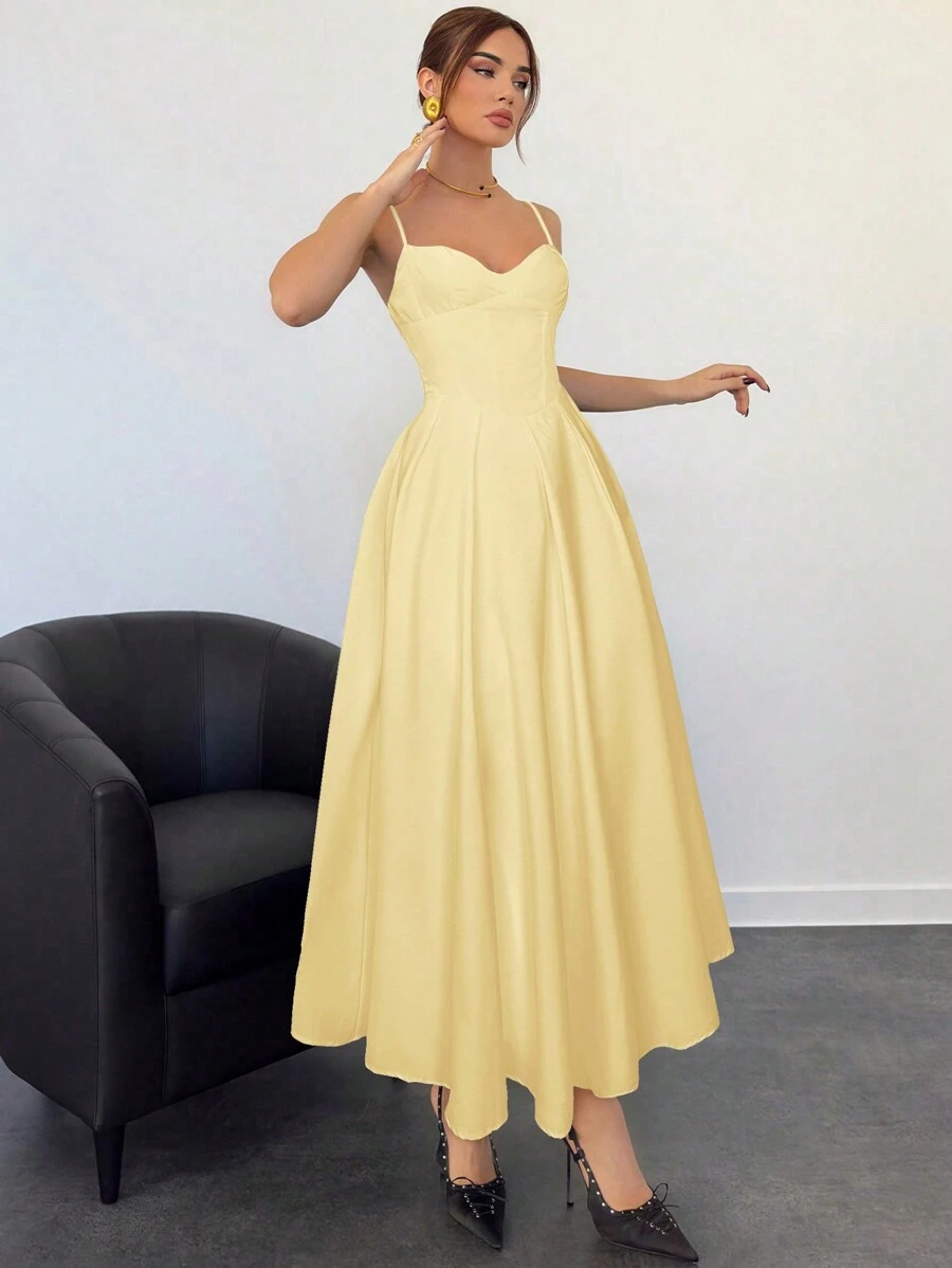 Aloruh 女士优雅纯色收腰吊带背心连衣裙 - 黃色 - 查看 1