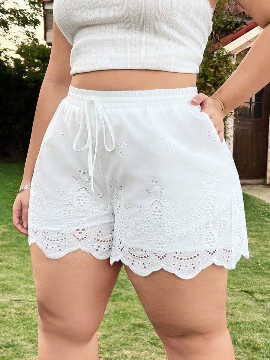 SHEIN EZwear Plus Size White Lace Embroidery Casual Vacation Shorts - White - View 1