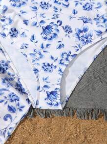 SHEIN 2 bộ đồ bơi một mảnh in họa tiết hoa màu xanh lam cổ điển cho bé gái tuổi teen kèm váy đi biển - Nhiều màu - Xem 4