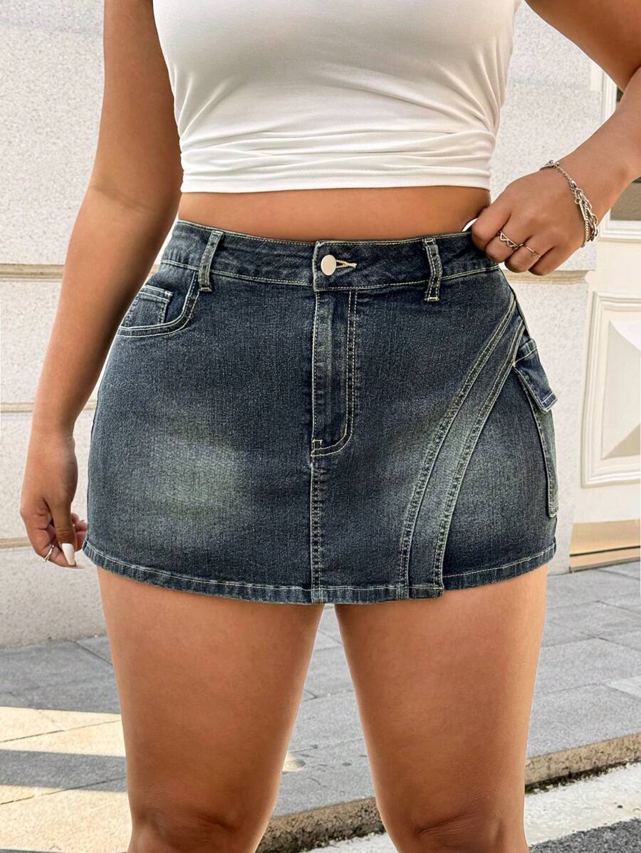 Flirla 大码休闲牛仔短裙，简约时尚，适合日常穿着