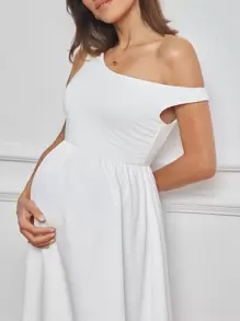 MaterniWear 孕妇不对称领口长款优雅连衣裙 - 白色 - 查看 7