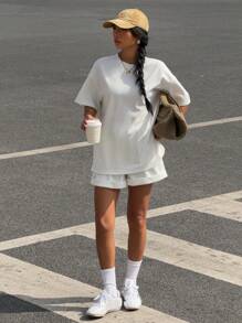 Muchica Women's White Waffle Knit Oversized T-Shirt And Shorts Set: Casual Two-Piece Outfit