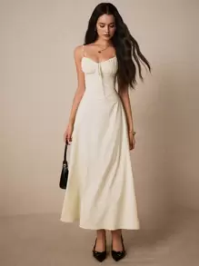 Poéselle Elegante abito lungo crema con scollo a cuore e dettagli arricciati - perfetto per eventi formali, matrimoni estivi e romantiche cene, abbigliamento da donna per San Valentino, abiti da donna gialli, abiti da donna pastello, abiti eleganti da donna, abiti da ballo da donna, abiti estivi da donna, abito da te, abito da laurea bianco - Albicocca - Visualizzare 5