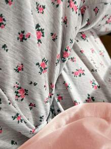 DAZY Ditsy Floral Lace Patchwork Pocket Decorative Top And Wide-Leg Loose Pants Pajama Set