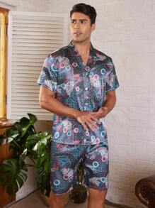 Manfinity ChillVibe Men's All-Over Print Short Sleeve Shorts Pajama Set - Multicolor - View 5