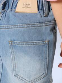 SUMWON 弹性腰部牛仔迷你裙，带有心形和花卉图案刺绣细节，儿童休闲装，四季时尚女童日常裙子 - 淺藍色 - 查看 5