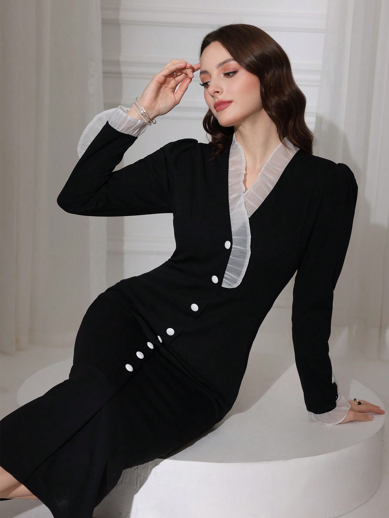 فستان كاجوال طويل بتصميم بسيط للنساء