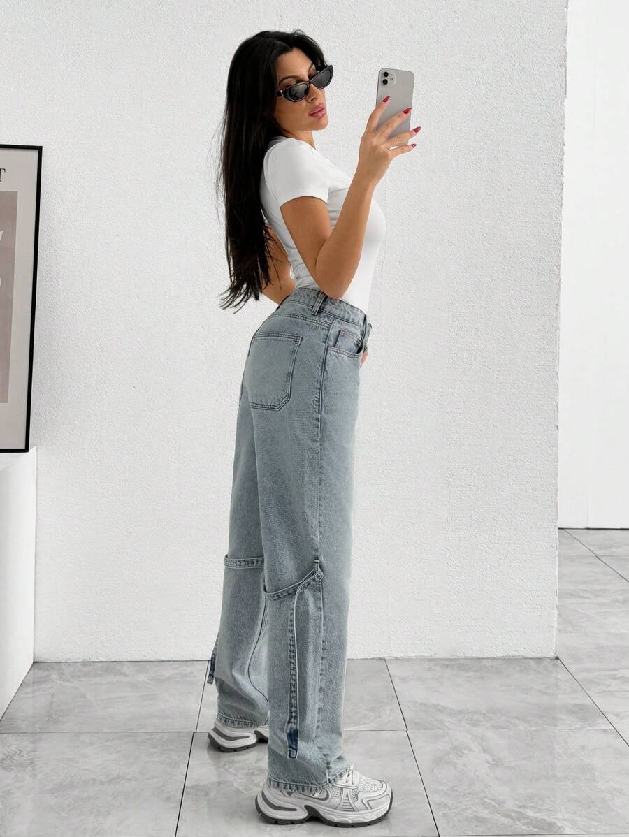 EURMUSE LOW WAIST LEG DETAILED STRAIGHT LEG JEAN - Light Wash - View 1