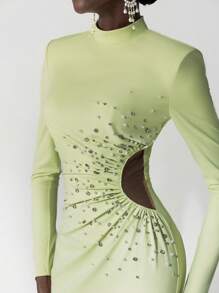 Elitara 极简主义绿色水钻和人造珍珠褶皱美人鱼长裙，婚礼宾客礼服，适合晚会、正式晚宴和庆典，派对礼服，礼服 - 綠色 - 查看 3