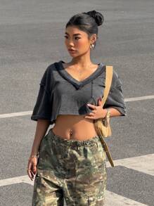 Muchica 黑色针织女式短款 T 恤，简约时尚，休闲日常穿着 - 深灰色 - 查看 5