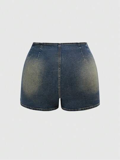 Grunge Punk Short/jupe en jean asymétrique à ourlet distress avec clous style punk vintage, coupe moulante grande taille