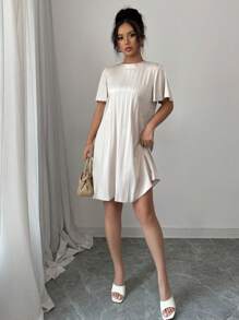 Elenzga 女士休闲褶皱荷叶边袖短袖连衣裙 - 杏色 - 查看 3