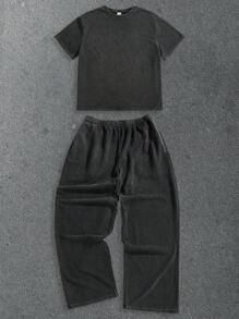 Forever 21 男士宽松休闲黑色T恤和长裤两件套，特殊工艺面料；适合春夏季穿着