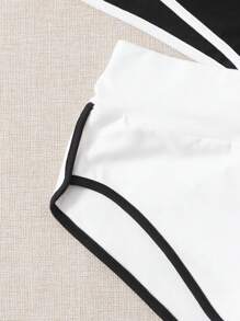 SHEIN EZwear 2 Confezioni di pantaloncini da donna a blocchi di colore