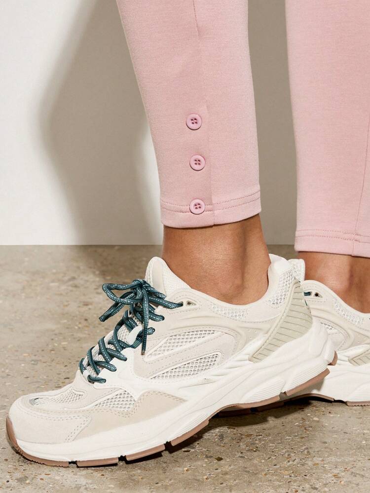 High-Rise Leggings With On Detail