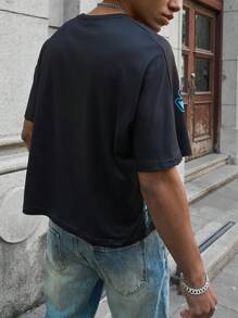 PAVTROS 男士图案 T 恤，Manfinity EMRG 街头风格大眼蓝色火焰金属牙齿深色破旧街头宽松 T 恤，渐变字母印花图案 T 恤男士图案 T 恤男士 - 黑色 - 查看 4