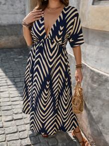 SHEIN VCAY Plus Size Women's Simple Daily Short Sleeve Dress, Holiday Dress, Boho Dresses For Women, Summer Maxi Dress Women, Country Outfits Women, Rave Outfits Festival - Navy Blue - View 5