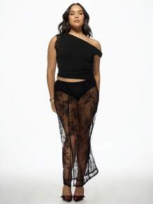 MISSGUIDED PLUS 优雅薄纱蕾丝中长款罩衫半身裙，高腰设计，适合特殊场合、晚宴、婚礼宾客穿着，花卉蕾丝覆盖裙摆 - 黑色 - 查看 5