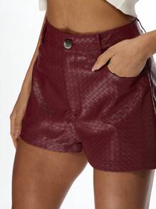 MISSGUIDED Designer PU Leather High-Rise Micro Shorts With Quilted Diamond Pattern, Luxury Party Club Wear Statement Piece With Side Pockets - Red - View 5
