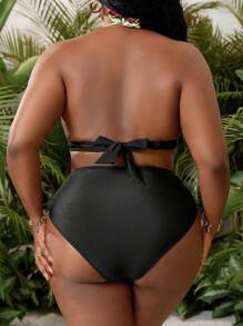 SHEIN Swim Curve Conjunto de 2 piezas de bikini para mujer talla grande de estilo halter, de colores múltiples, casual, para resort, piscina, playa y vacaciones, para el verano