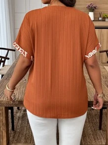 SHEIN Clasi Plus Size Women Casual Floral Embroidered Collar & Cuff Design Blouse - Redwood - View 2