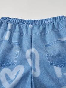 Wildeya Tween-Mädchen 2-teiliges Set mit einfarbigem, asymmetrischem Kurzarm-T-Shirt und langen Hosen in Denim-Optik mit Herz-Print