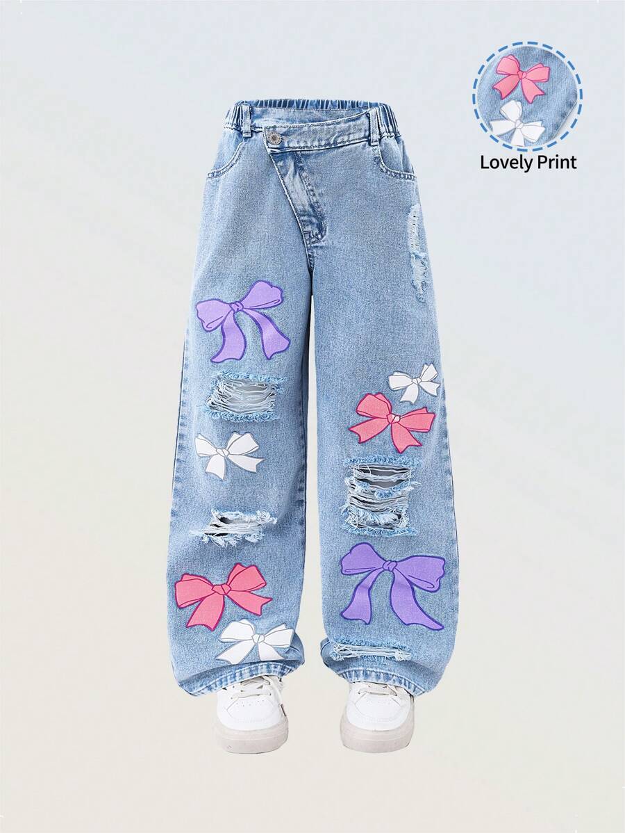 Sparklyn Denimly Tween 女童休闲日常都市街头学院风浅色洗水休闲牛仔裤，搭配可爱蝴蝶结印花、松紧腰身、破洞细节、阔腿