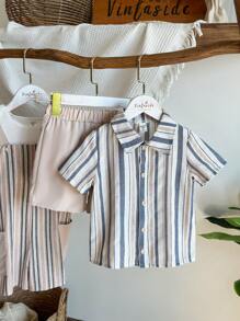 SHEIN 2 件 Youngboy 休闲卡其色条纹衬衫和松紧腰短裤套装，百搭款式，棉质面料，适合户外旅行 - 彩色 - 查看 2