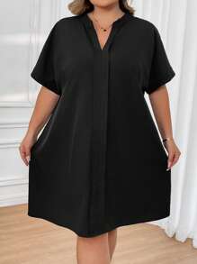 SHEIN CURVE+ Plus Size Spring And Summer Split Neckline Black Elegant Short Sleeved Black Dress With Hollowed Out Details - Black - View 8