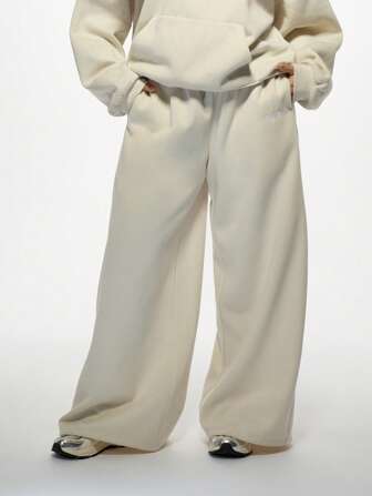 MISSGUIDED MISSGUIDED PLUS Oversized weite Sweathose für Brautjungfern, Premium-Fleece Komfort Hochzeitsparty Freizeitmode Unterteil, Winter kuschelig elastischer Bund Große Größen