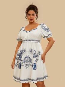 Travachic 大码心形领前系带短袖印花休闲短裙 - 白色 - 查看 5