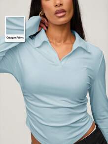 SHEIN BASICS Blusa de punto de unicolor casual con cuello vuelto, cierre de media cremallera delantera y lados fruncidos, de manga larga para mujer