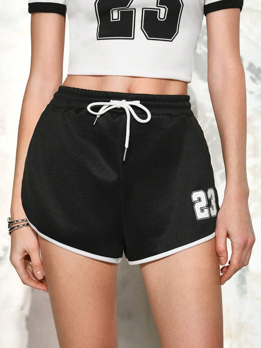 SHEIN LUNE Celana Pendek Olahraga Kasual Wanita Gaya Sporty dengan Motif Grafis, Pinggang Rendah, Tali Serut, Model A-Line, Celana Pendek Seksi dan Imut, Kombinasi Warna, Musim Panas untuk Wanita, Pakaian Olahraga - Hitam - View 1