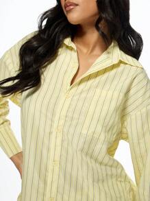 MISSGUIDED Conjunto de pijama de dos piezas estilo de rayas con camisa de manga larga con botones a juego y pantalones cortos, ropa de estar en casa de verano informal y ligera para uso en resort